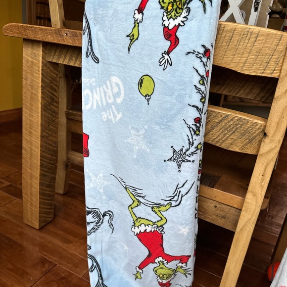 the Grinch Holiday The Grinch Christmas Throws Poshmark